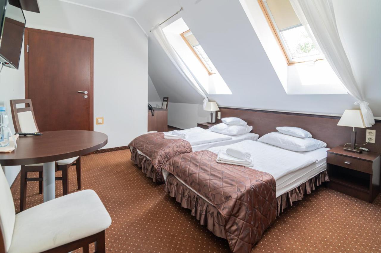 Hotel Pod Filarami Czeladź Exteriér fotografie