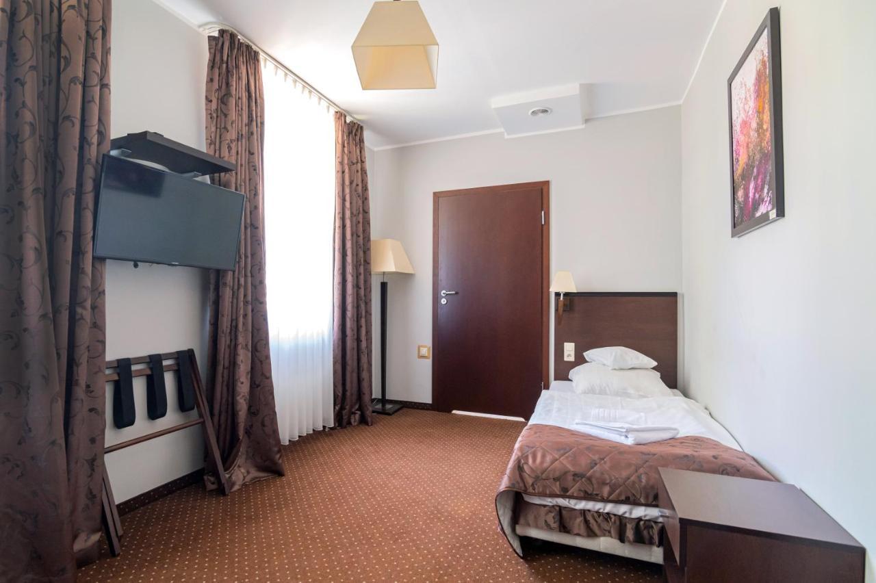 Hotel Pod Filarami Czeladź Exteriér fotografie
