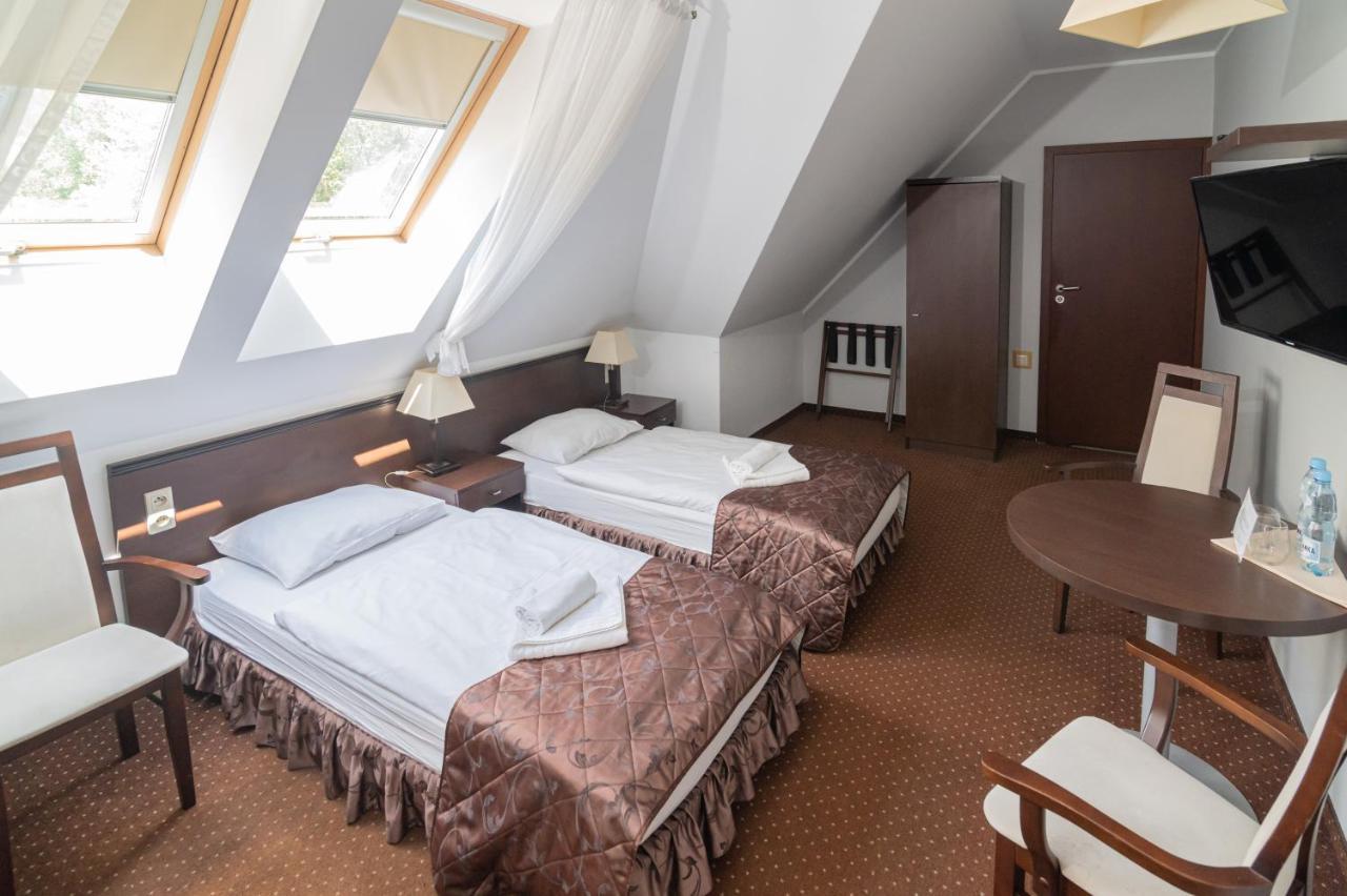 Hotel Pod Filarami Czeladź Exteriér fotografie