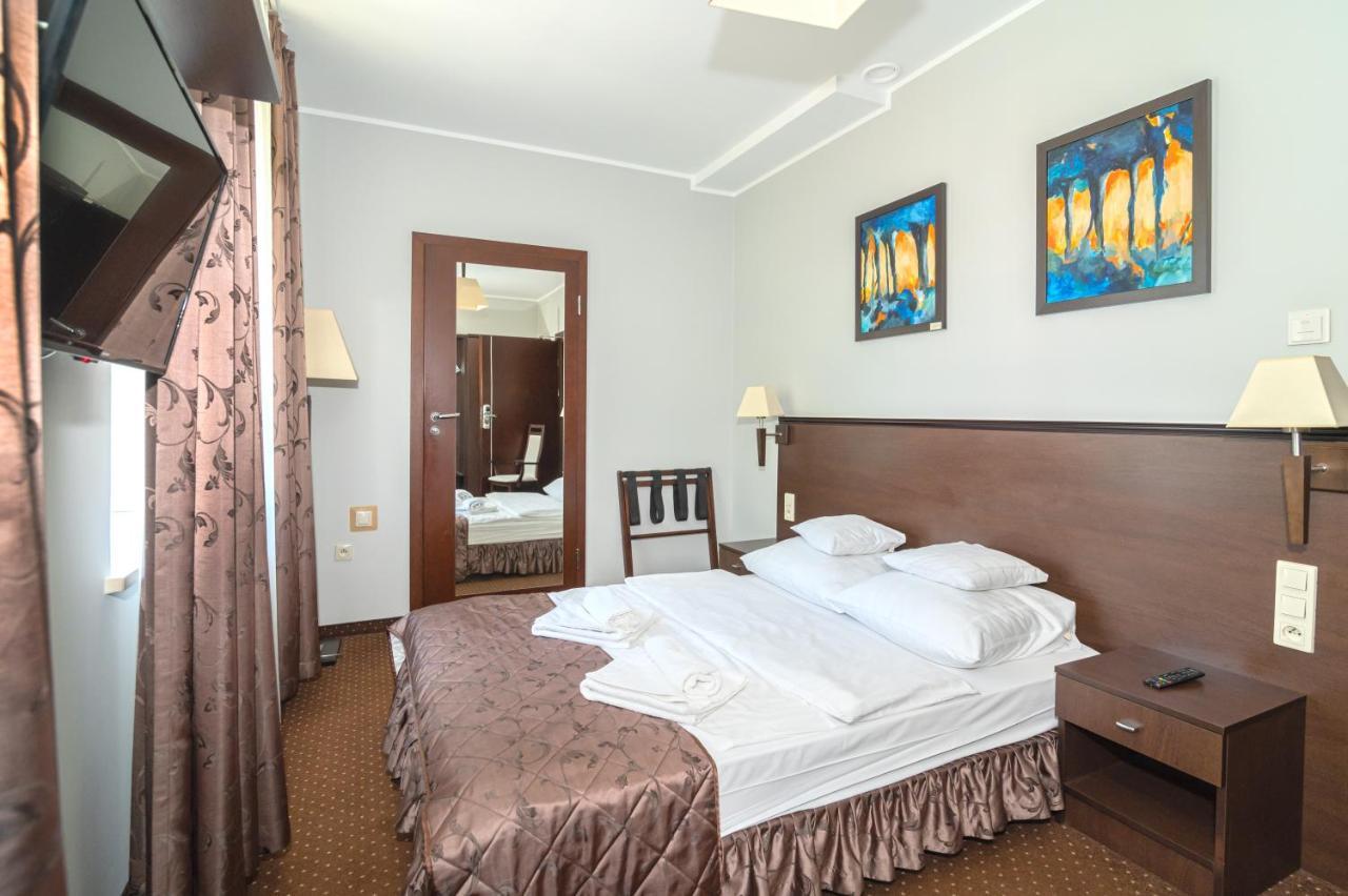 Hotel Pod Filarami Czeladź Exteriér fotografie
