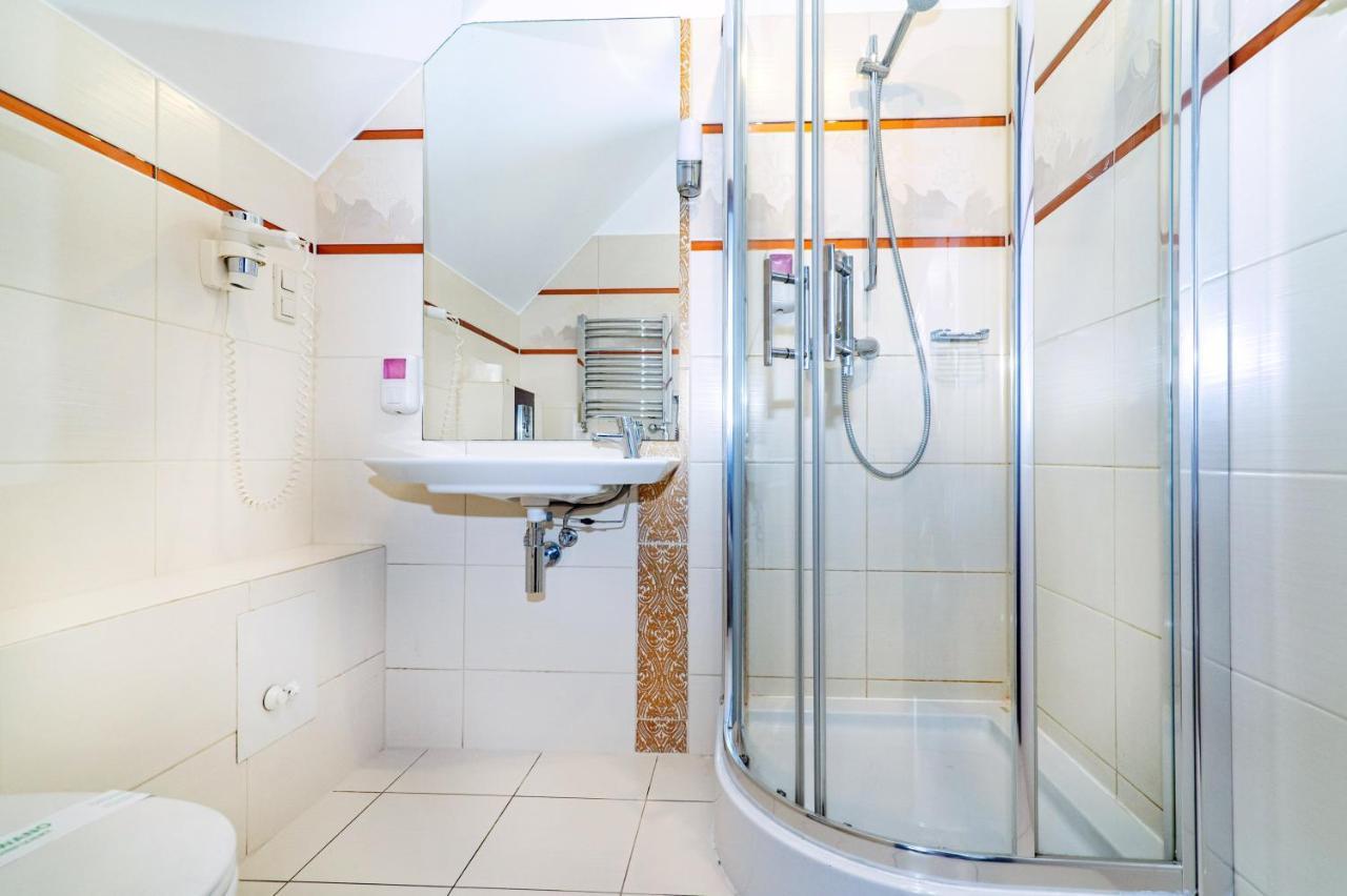 Hotel Pod Filarami Czeladź Exteriér fotografie