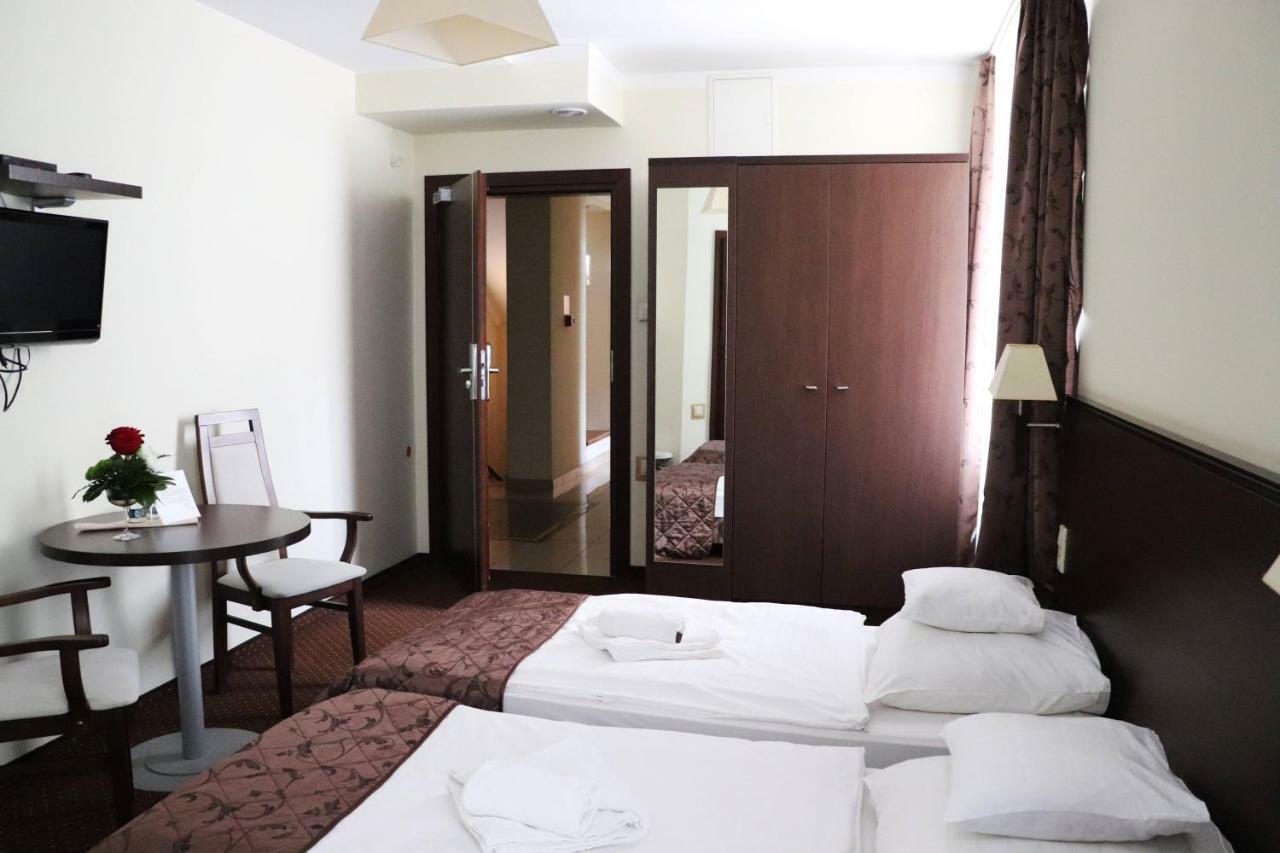 Hotel Pod Filarami Czeladź Exteriér fotografie